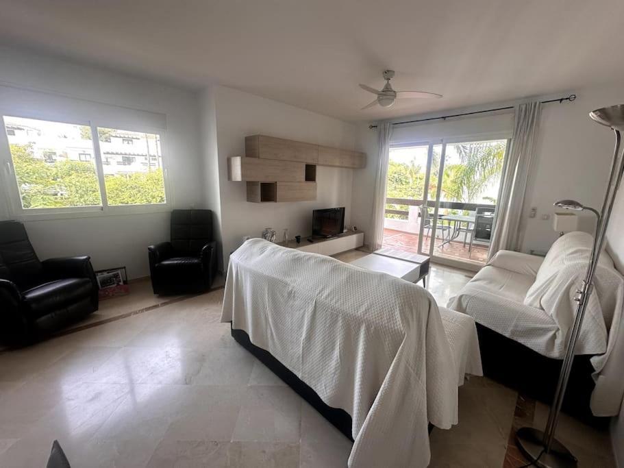 Costalita Beach Apartamento En Estepona Exteriér fotografie