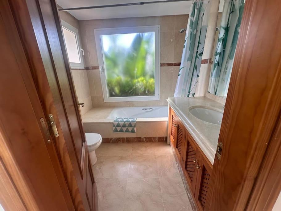 Costalita Beach Apartamento En Estepona Exteriér fotografie